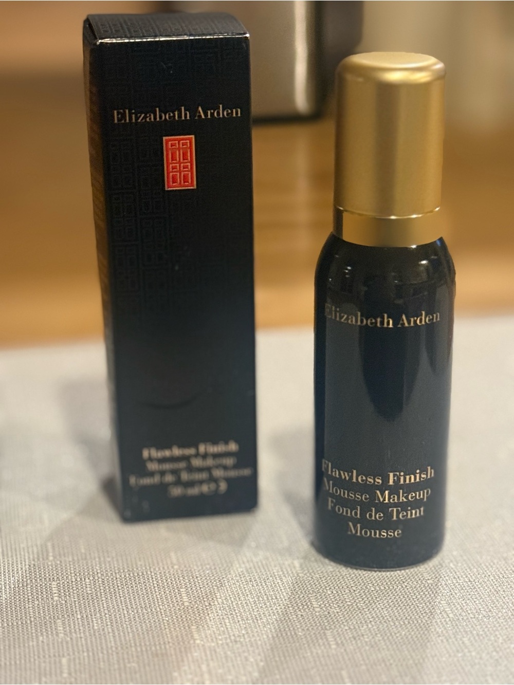 Elizabeth Arden Flawless Finish Mousse Makeup 50mL New Boxed Vintage Cosmetic